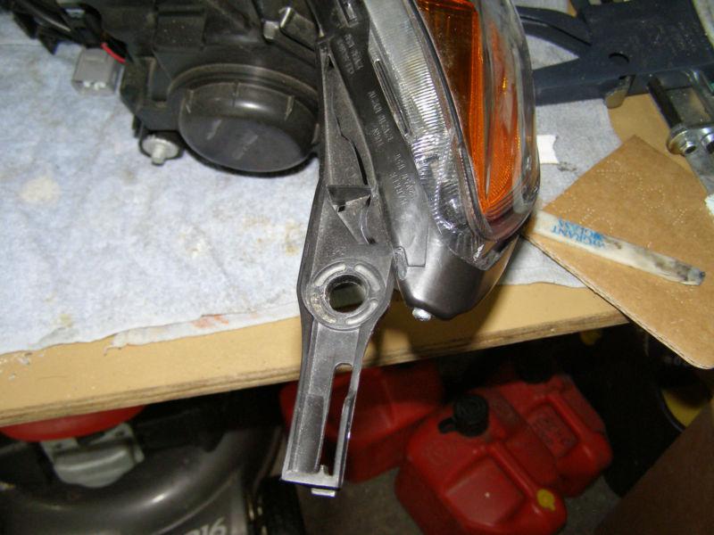 2009-2013 SUBARU FORESTER USED RIGHT (PASSENGER) SIDE HEADLIGHT OEM , US $89.99, image 3