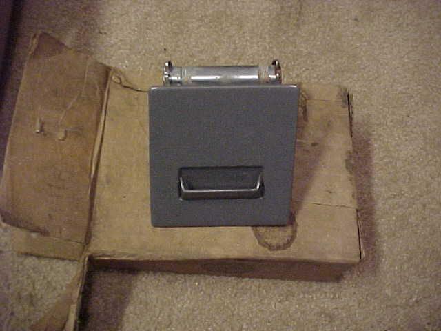 Nos mopar 1969 1970 1971 1972 1973 chrysler imperial ash receptacle tray