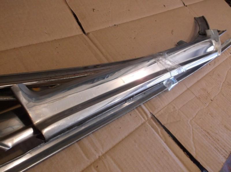 Find 1965 66 FORD GALAXIE SEDAN WINDSHIELD TRIM MOLDING in Willow