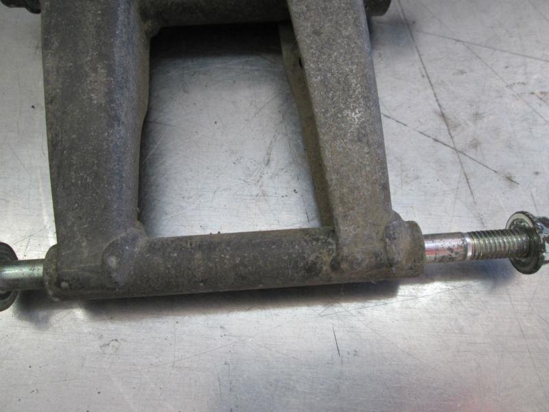 1986 HONDA AERO 50 NB50 ENGINE PIVOT MOUNT LOWER WITH HARDWARE, US $19.00, image 3