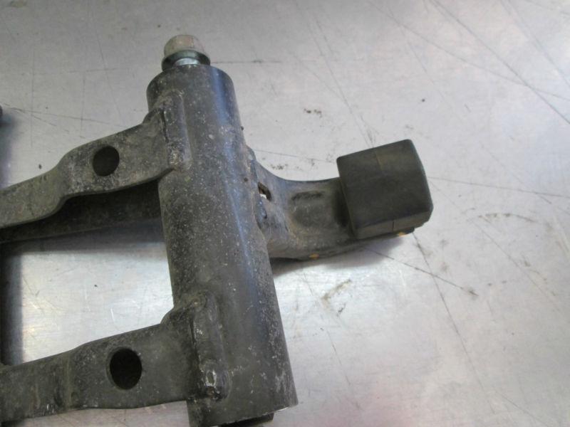 1986 HONDA AERO 50 NB50 ENGINE PIVOT MOUNT LOWER WITH HARDWARE, US $19.00, image 4
