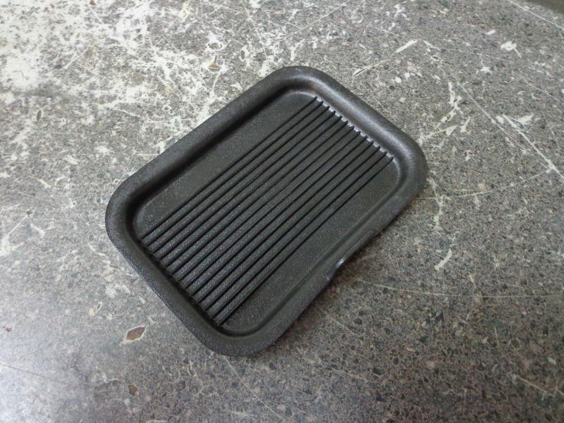 Find Lincoln Navigator Center Console Front Rubber Mat 0002 in
