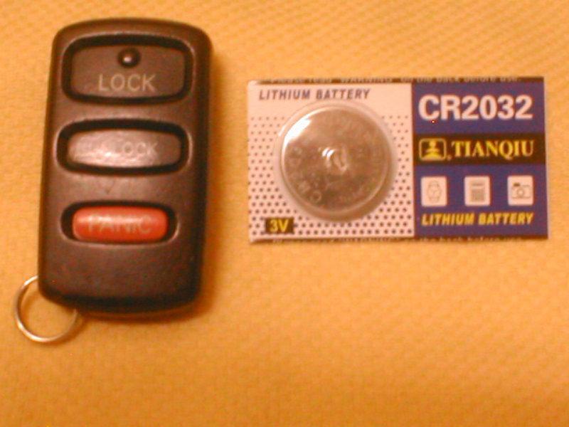 Mitsubishi,keyless,remote,g8d-525m-a,fcc:oucg8d-525m-a,3 button,works,spare batt