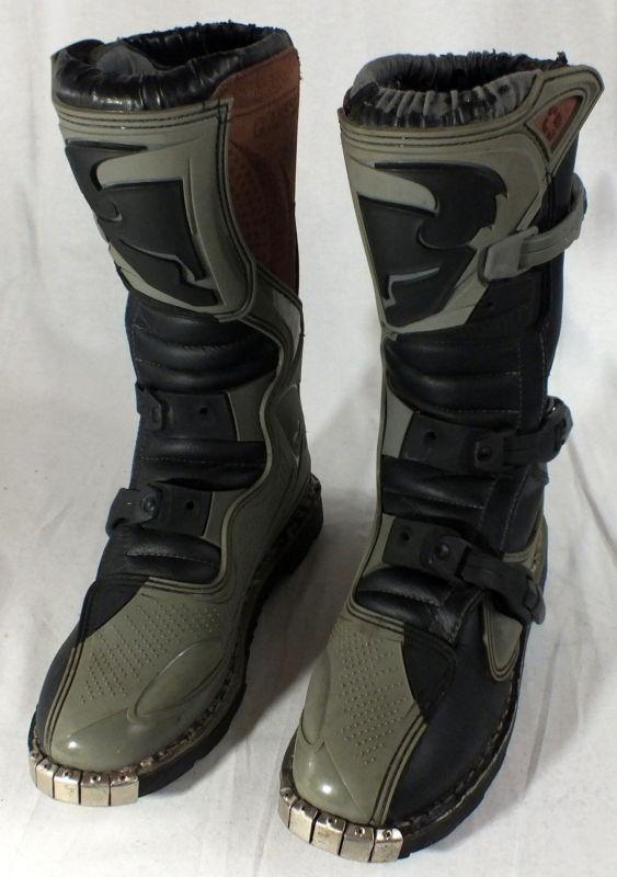 Thor quadrant motorcross dirtbike atv motorcyle riding boots black youth size 7