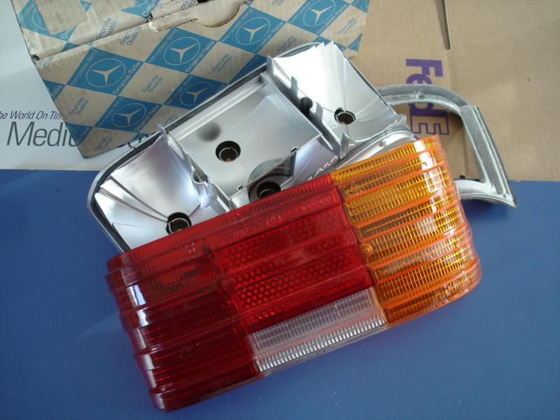 Mercedes benz w114 w115 tail light taillight assy. 200 220 230 240 250 280 300