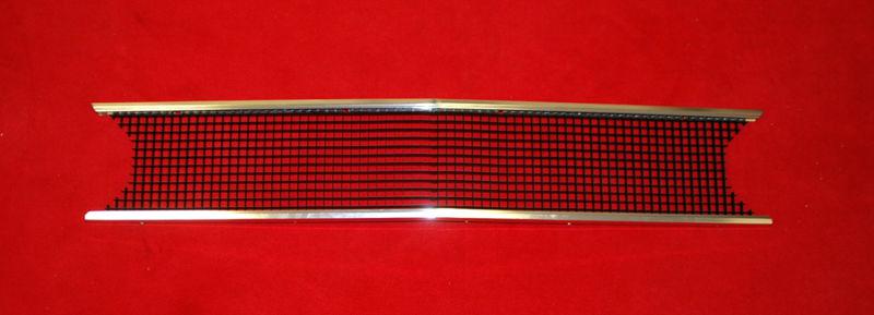 1968 coronet- super bee r/t grill - black