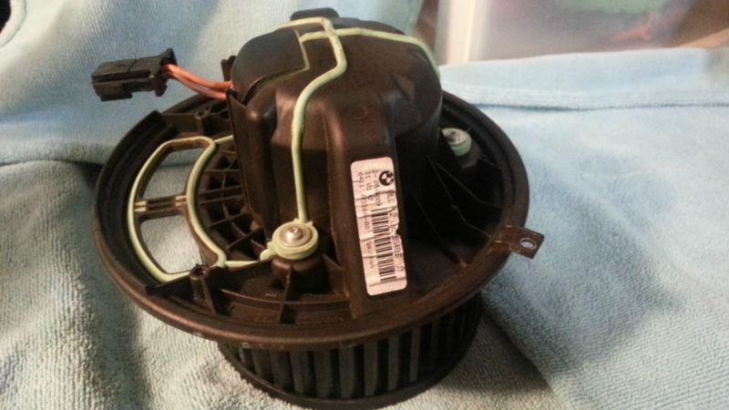 e90 2007 BMW 328i Blower Motor Factory OEM Part # : 64 11 9 227 670, US $44.99, image 2