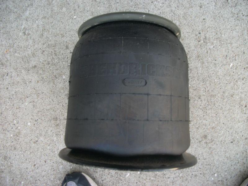 Hendrickson heavy duty air spring
