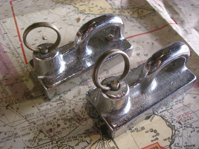 (2) genoa slide cast car  with 1" id for older track & plunger pin stop