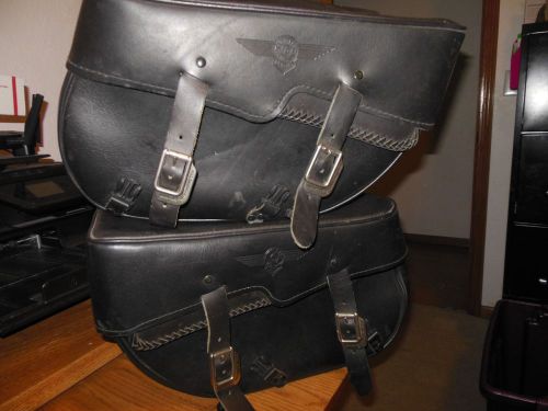Harley davidson fat boy saddlebags 91538-00  91539-00