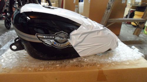 Harley davidson sportster 100th anniversary paint set black n.o.s. new