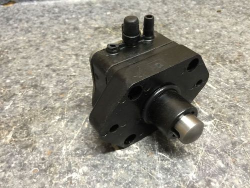 Clean used mercury 2002 25 hp 4 stroke 2 cylinder outboard fuel pump