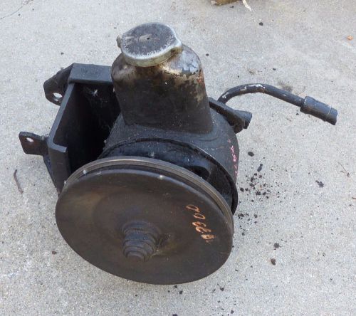 62 63 64 65 66 67 68 69 gmc truck 305 351 v6 power steering pump bracket pulley