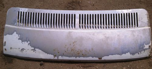1973 vw 412- 2 door - 4 door sedan or wagon trunk lid or engine hood rear