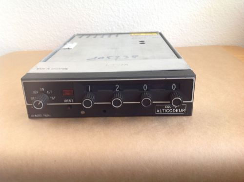 Bendix/king kt76a 14v modec atc transponder 066-1062-00 with tray and connector