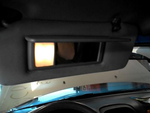 Lh driver side interior sun visor/sunvisor 2002 solara sku#1906499