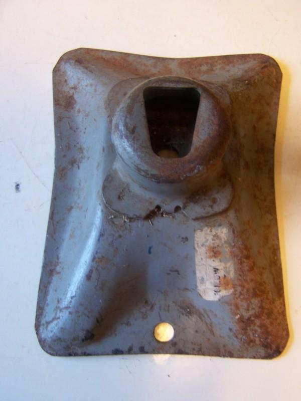 Sell Vtg Bumper Jack Parts Base in Joplin, Missouri, US, for US 5.95