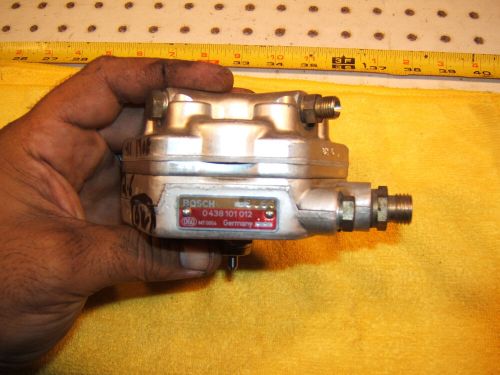 Mercedes Late W201 190 2.6 6 cyl BOSCH fuel Genuine Mercedes OEM 1 Distributor, US $394.00, image 10