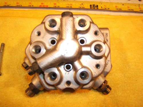 Mercedes Late W201 190 2.6 6 cyl BOSCH fuel Genuine Mercedes OEM 1 Distributor, US $394.00, image 11