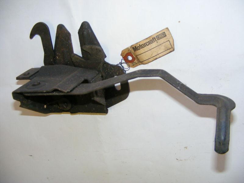 1969 FORD FULLSIZE HOOD LATCH LOCK ASSEMBLY NOS NEW OLD STOCK C9AZ-16700-B, US $9.99, image 2