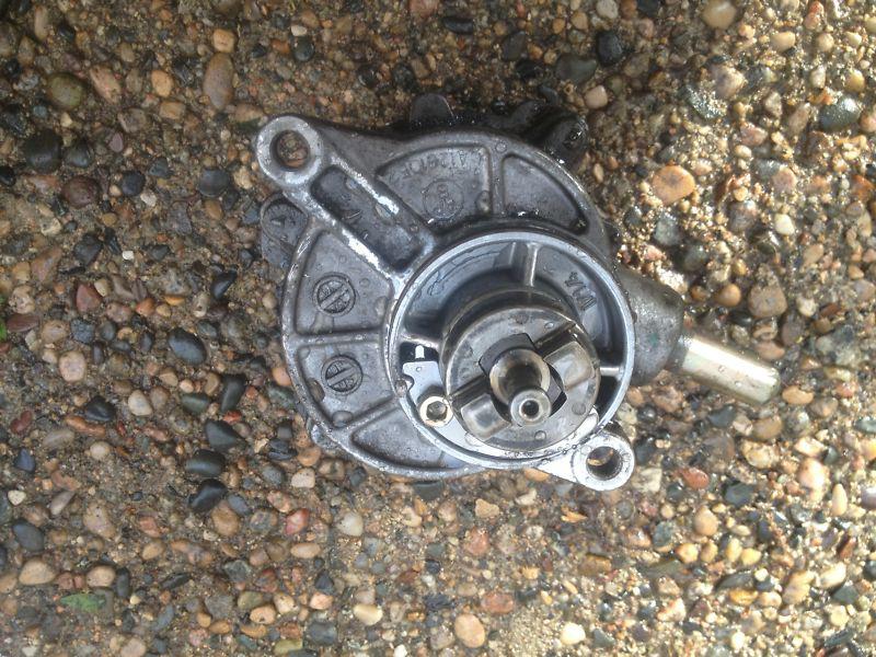 Sell 2002 2003 2004 2005 2006 DODGE SPRINTER OEM VACUUM ENGINE PUMP A