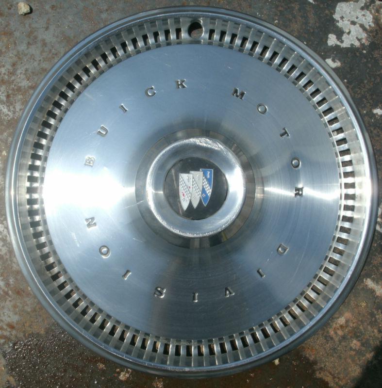 1970 70 1971 71 1972 72 buick special 14" wheel cover hubcap original trim oem