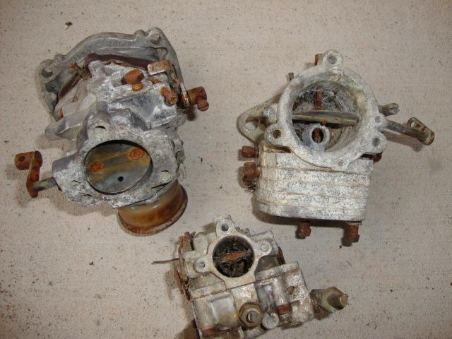 Lot of 3 vintage snowmobile carb walbro 170023, tillotson hr66a and md15a