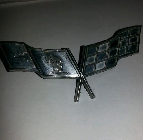 Corvette emblem