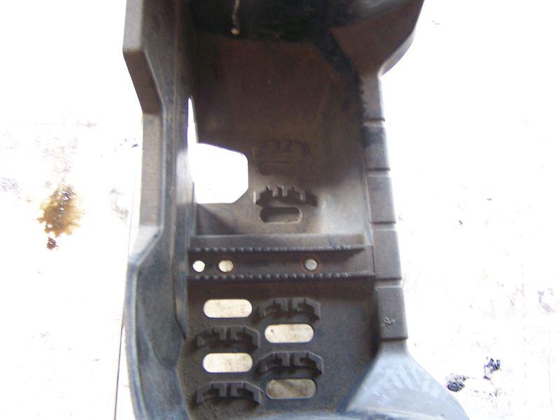 Sell YAMAHA YMF 80 GRIZZLY RIGHT SIDE FENDER FLOOR BOARD FOOT REST PEG