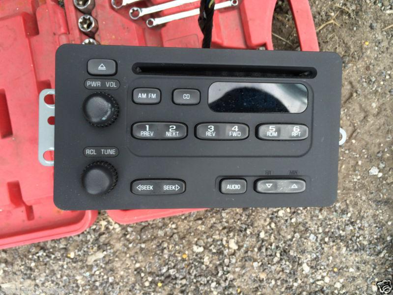 2004 04 oem chevy cavalier radio am fm