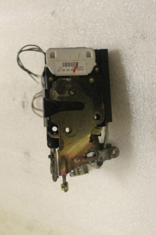 00 01 02 oldsmobile intrigue dooer latch actuator front right