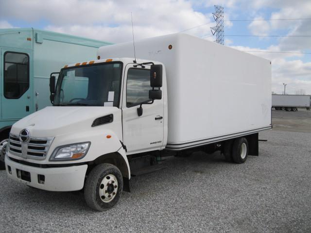 2007 hino 145 box truck parts engine is blown everything else is great! 165k mi