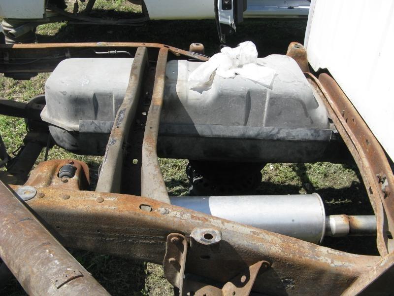 88-93 94 95 96 97 98 CHEVY 1500 PICKUP FUEL GAS TANK FRONT EXC. CNG 34 GAL 19557, US $189.00, image 1