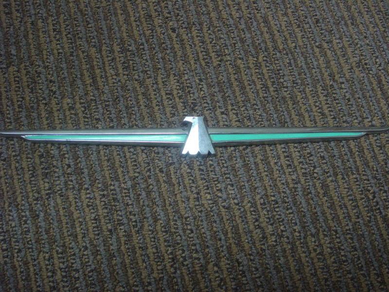 2002-2005 thunderbird emblem