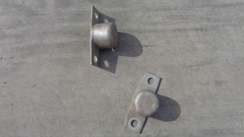 Early ford bronco 1966-1977 tailgate hinges pivots holders swivels stamped 4x4 