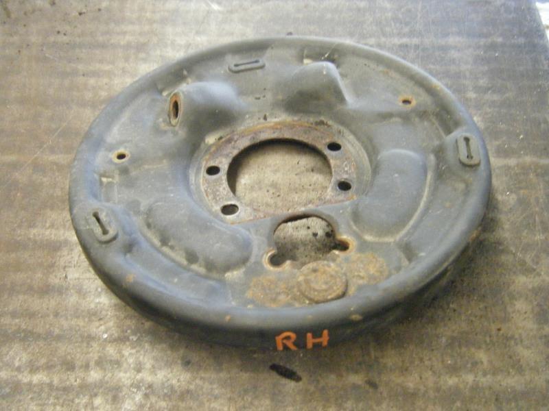 02 jeep liberty rear brake backing plate passengers 1 limited 14001