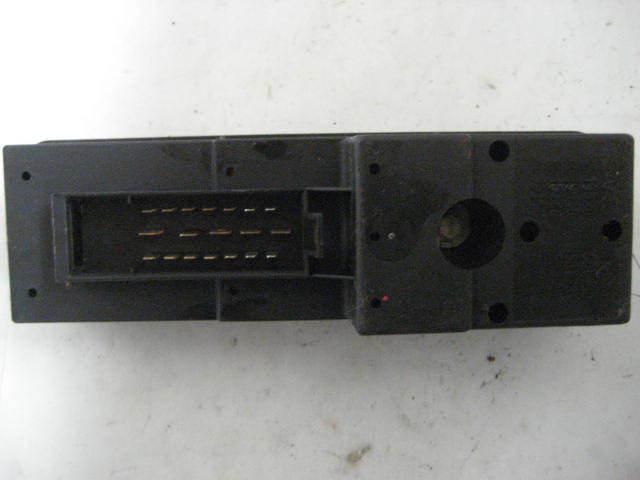 WINDOW SWITCH Saab 900 1995 95 14128, US $54.99, image 2