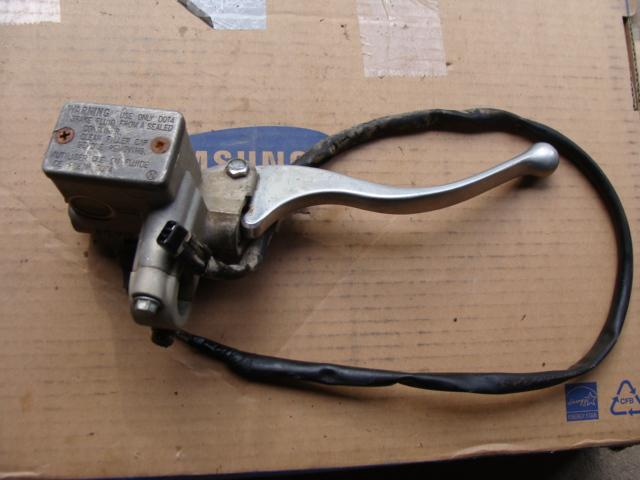 Trx 400ex  front master cylinder  06