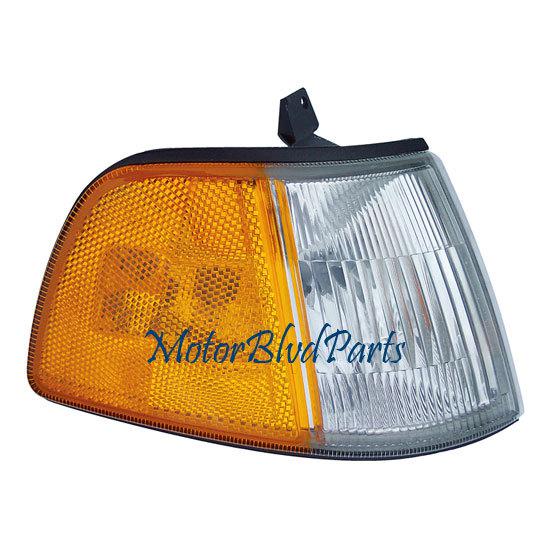 Sell 9091 HONDA CIVIC HATCHBACK CORNER LIGHT PASSENGER SIDE in Ontario
