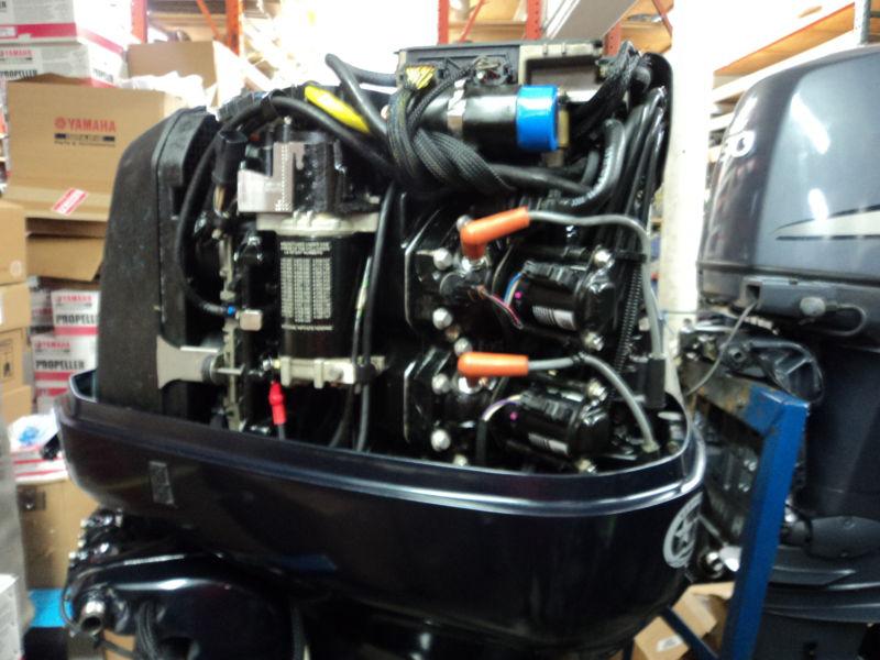 Sell 2003 EVINRUDE 150HP DFI OUTBOARD ENGINE in Hollywood, Florida, US