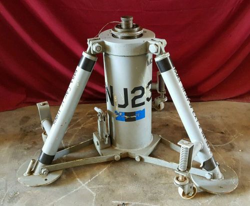 Columbus aircraft tripod jack 941as100  - 17 ton 34,000 lb. similar to tronair