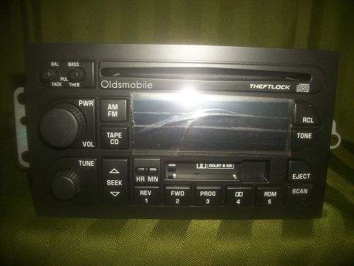 T  vintage  oldsmobile gm delco car radio / stereo