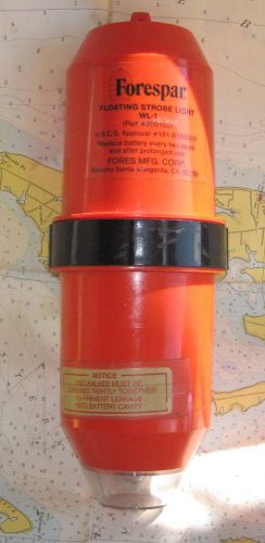 Man-overboard floating strobe