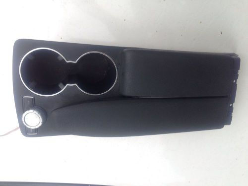 2011 mercedes c300 w204 center console arm rest lid w/ cup holder black panel