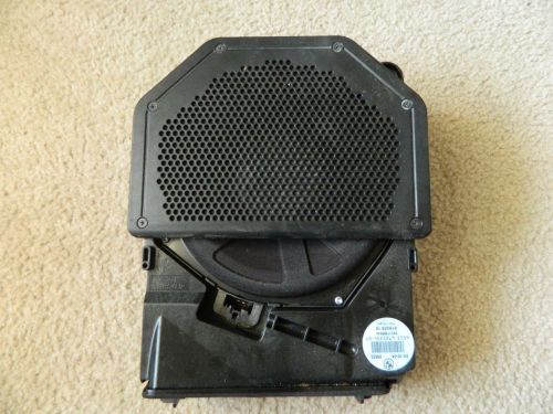 Oem bmw e90 e91 e92 e93 right logic central bass subwoofer sub woofer 6925334