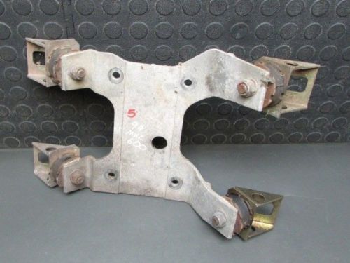 Ski doo mxz 600 1999 motor mount support bracket assembly