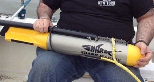 Yellow fin side scan sonar &amp; magnetometer