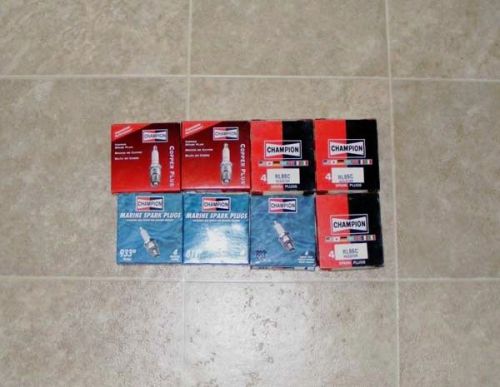 M1289 lot of vintage champion marine spark plugs 29 total plugs