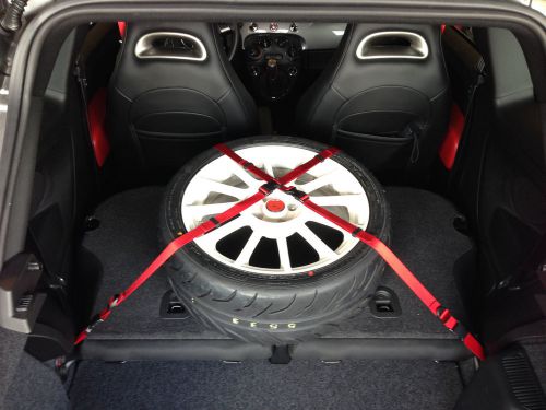 Fiat 500 / abarth / turbo custom removable cargo straps - red nylon