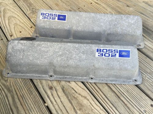 Ford 302 boss cast aluminum valve covers pn 7214 with oil baffles